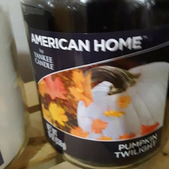 Yankee Candles - Picture 3 of 4
